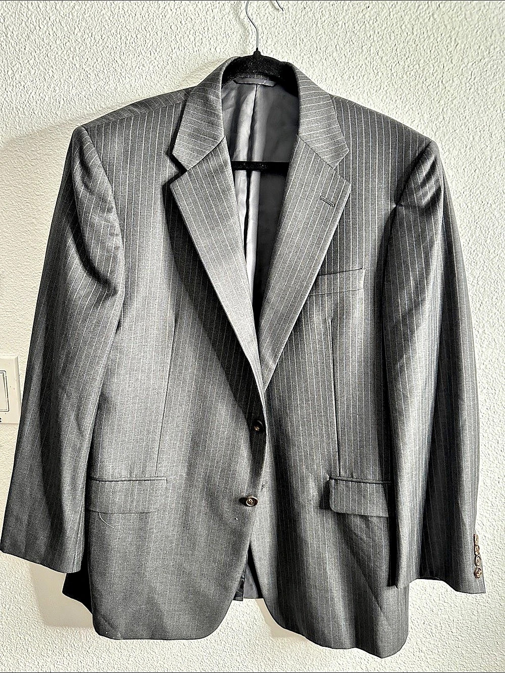 Hickey Freeman Collection Wool Striped Sport Coat in Gray Size 44R